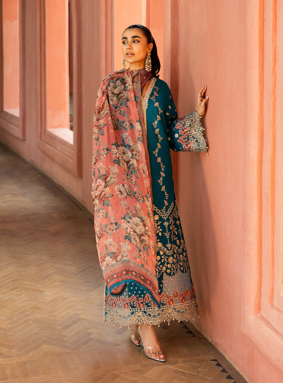 Zainab Chottani Izrah '25