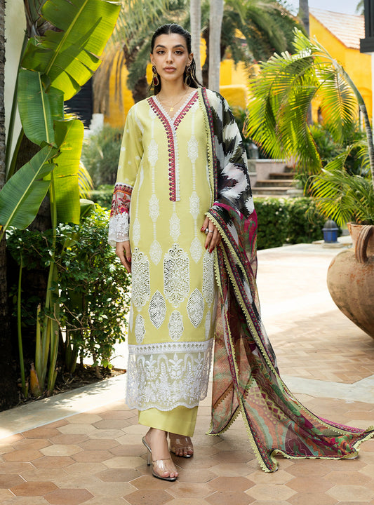 Zainab Chottani Rayne '25