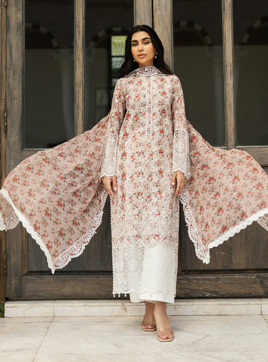 Zainab Chottani Lamia '25
